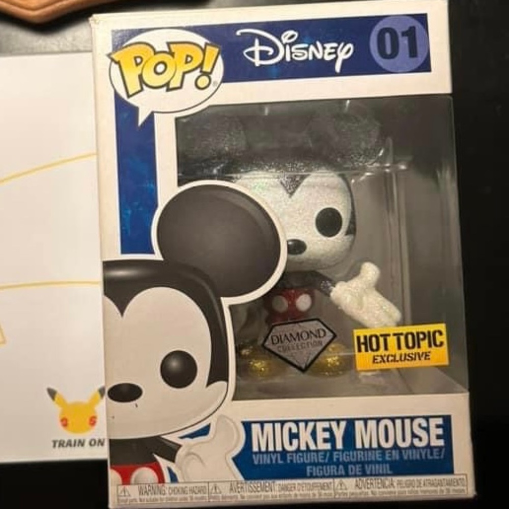 Funko Pop! Hot Topic Mickey Mouse